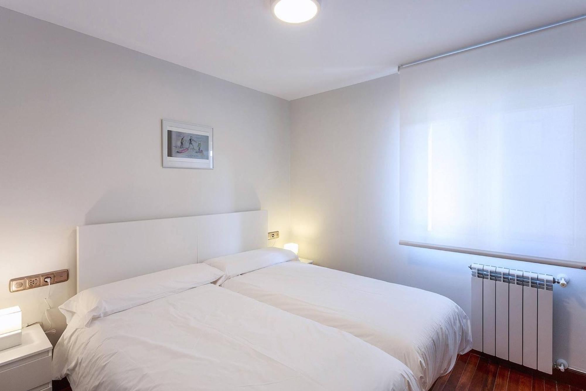 Апартаменты Earra - Casa Damatxo, Terraza, 1 Minuto A La Playa, Zona Tranquila Зараутц Экстерьер фото