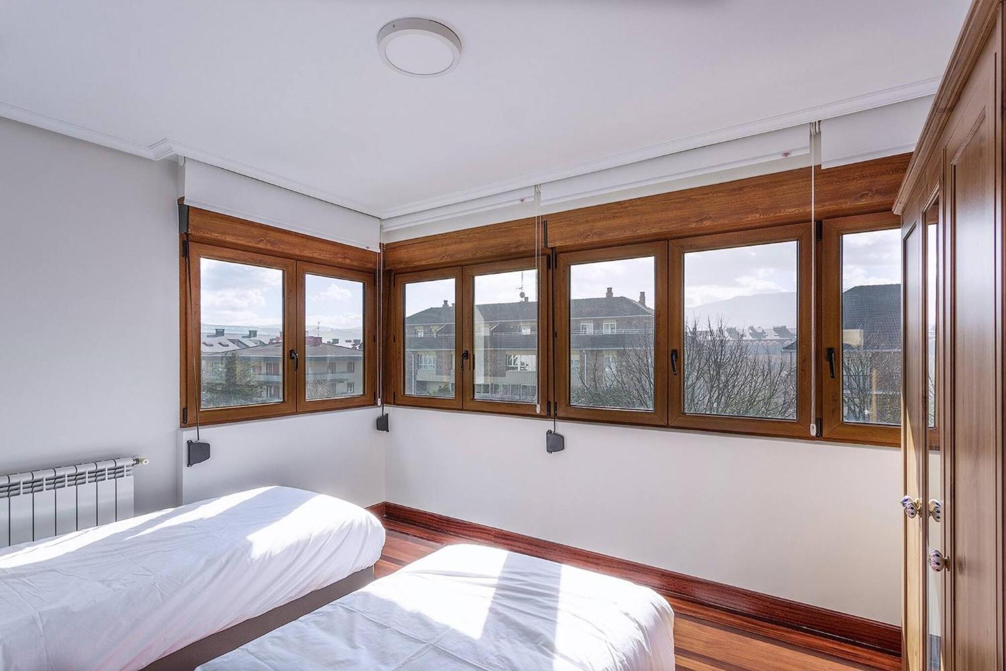 Апартаменты Earra - Casa Damatxo, Terraza, 1 Minuto A La Playa, Zona Tranquila Зараутц Экстерьер фото